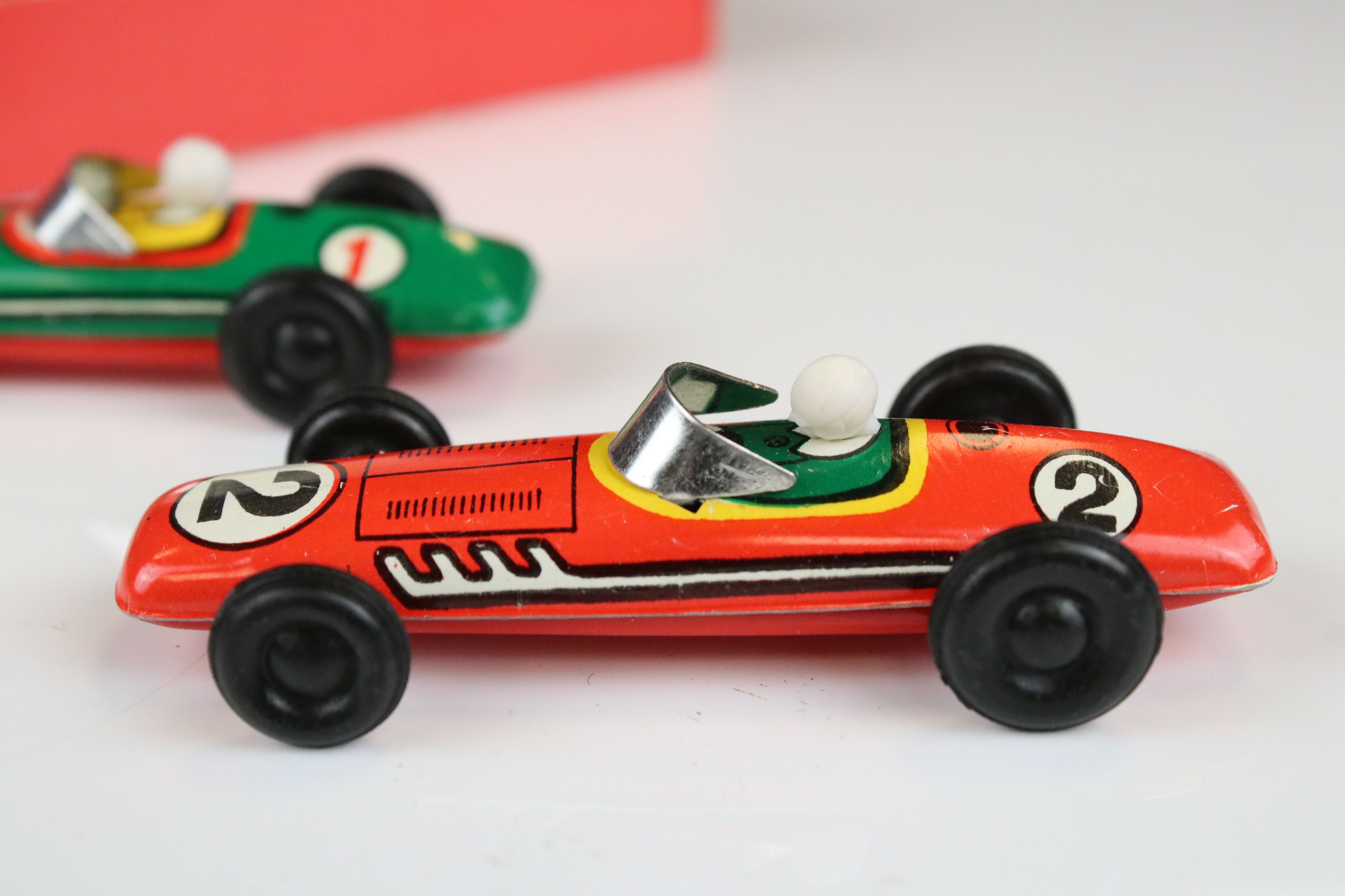 Boxed GDR made tin plate 5012 Grand Prix set of 4 x racing cars, features yellow, red, white & green - Image 7 of 11