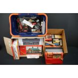 Collection of Hornby /Triang OO gauge model railway to include 29 x items of rolling stock, boxed MW