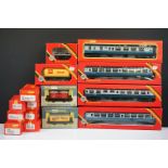 15 Boxed OO gauge items of rolling stock to include 13 x Hornby and 2 x Wrenn, features coaches,