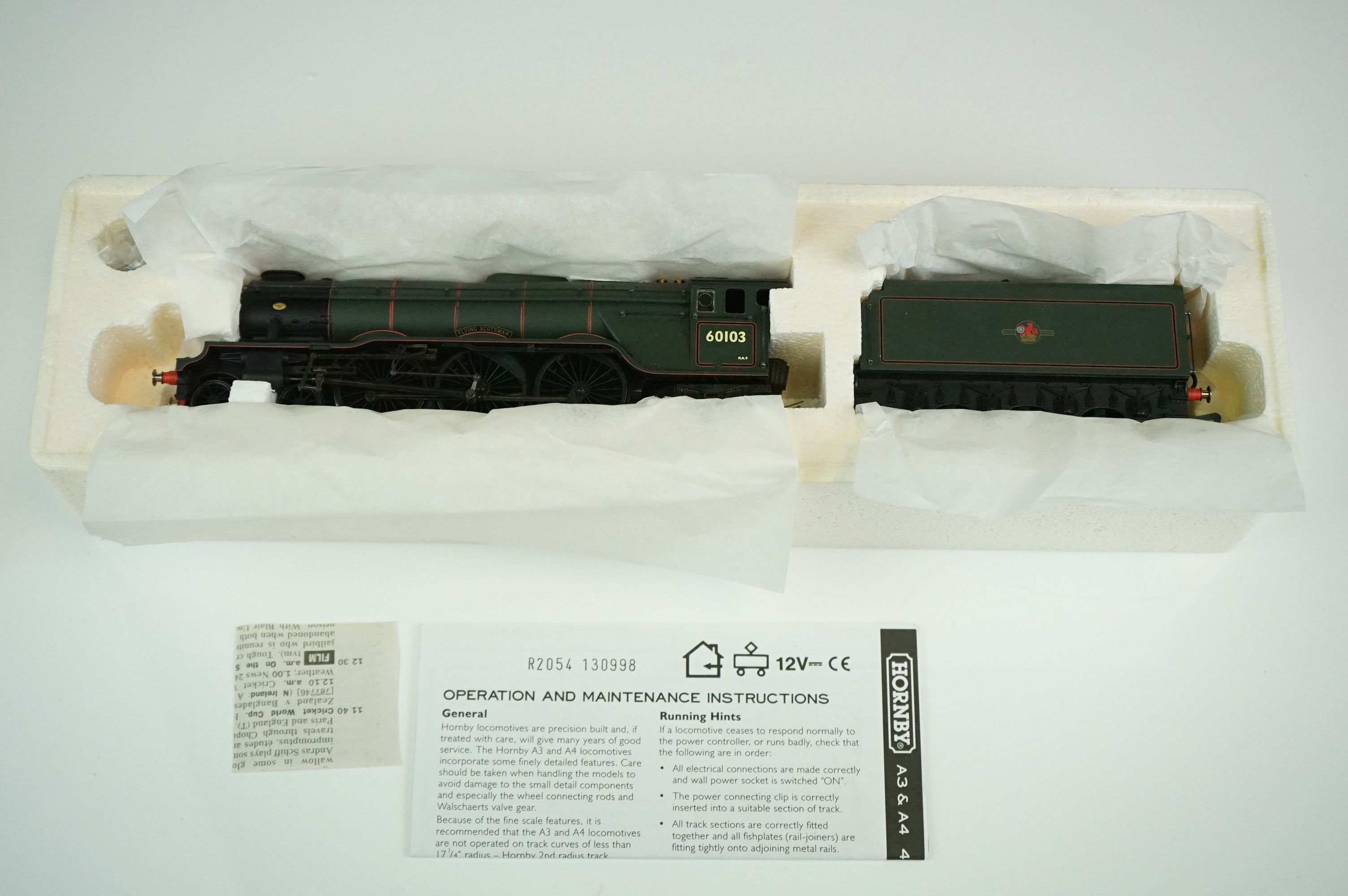 Boxed Hornby OO gauge R2054 BR 4-6-2 Class A3 Flying Scotsman Super Detail Locomotive - Image 2 of 6