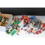 Lego - Collection of Lego built / part built sets to include Minecraft sets with 13 mini figures & 3