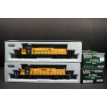 Two boxed Kato HO gauge Chicago & North Western locomotives to include 37-2703 #6910 and 37-6521 #