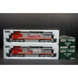 Two boxed Kato HO gauge GE C44-9W DASH 9 Santa Fe locomotives to include 37-1203 #600 and 37-6157 #
