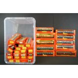 35 Boxed Hornby / Triang OO gauge items of rolling stock to include R233 Pullman Coach Brake, R430