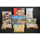 10 Boxed Faller HO gauge plastic model kits to include 5 x sealed examples, includes 190175, 120251,