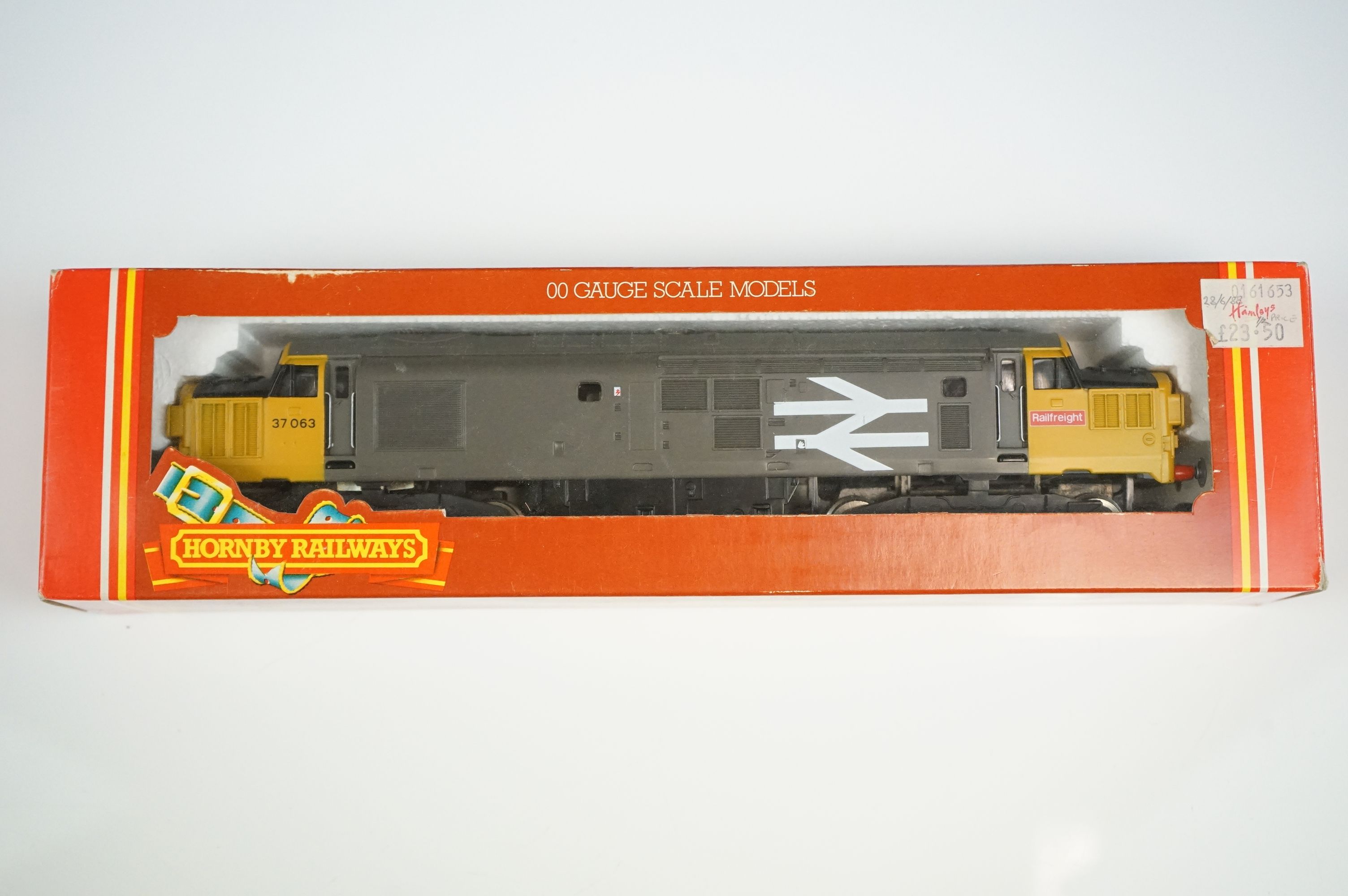 Three boxed Hornby OO gauge locomotives to include R310 BR 4-6-2 Loco Battle of Britain Class Lord - Image 3 of 6