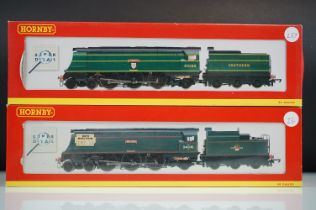 Two boxed Hornby OO gauge West Country Class Super Detail locomotives to include R2218 BR 4-6-2