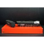 Boxed Rivarossi HO gauge 1578 4-8-4 FEF-3 Union Pacific No 841 locomotive with tender