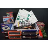 Quantity of OO gauge model railway to include 6 x boxed items of rolling stock (Rivarossi, Lima &