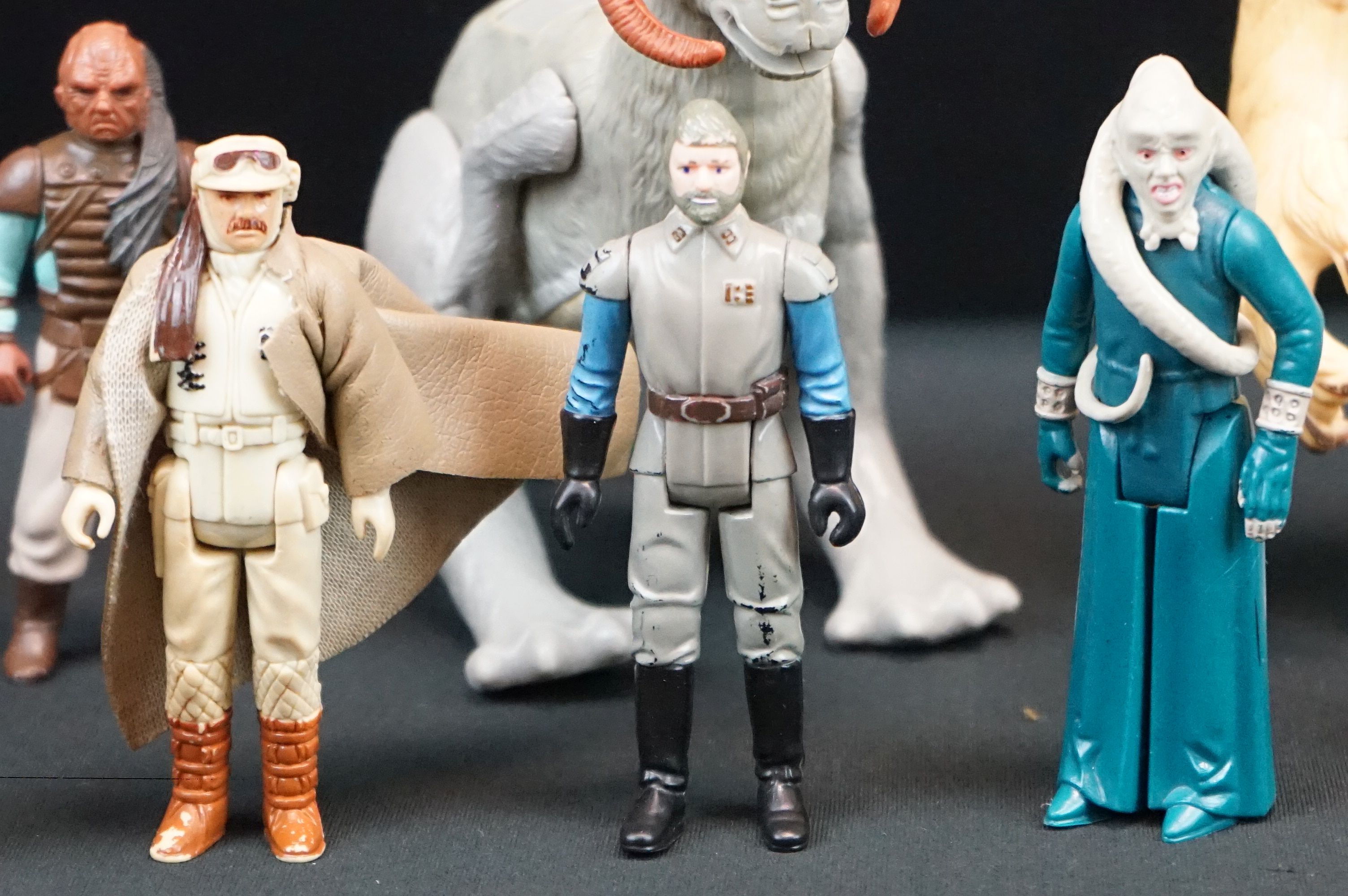Star Wars - 26 Original Star Wars figures in play worn condition to include Ugnaught, 2 x Wicket, - Image 9 of 17