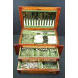 Early 20th century Oak Canteen of Cutlery Box fitted with a quantity of Kings Pattern Silver