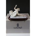 Boxed Lladro Ballerina titled Ovation, model 06614, boxed with wooden plinth, 28cm long