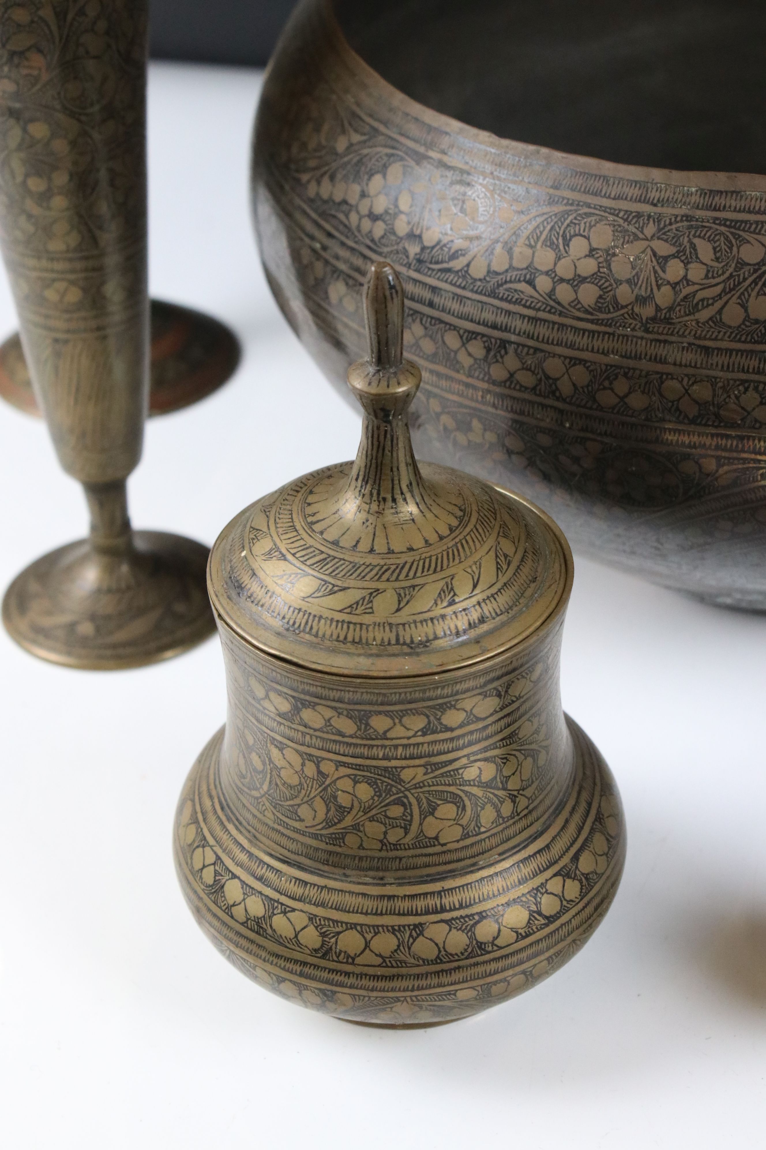 Collection of Engraved Indian Brass including Two Pairs of Vases, 21cm high, Lidded Jar, Bowl and - Image 5 of 5