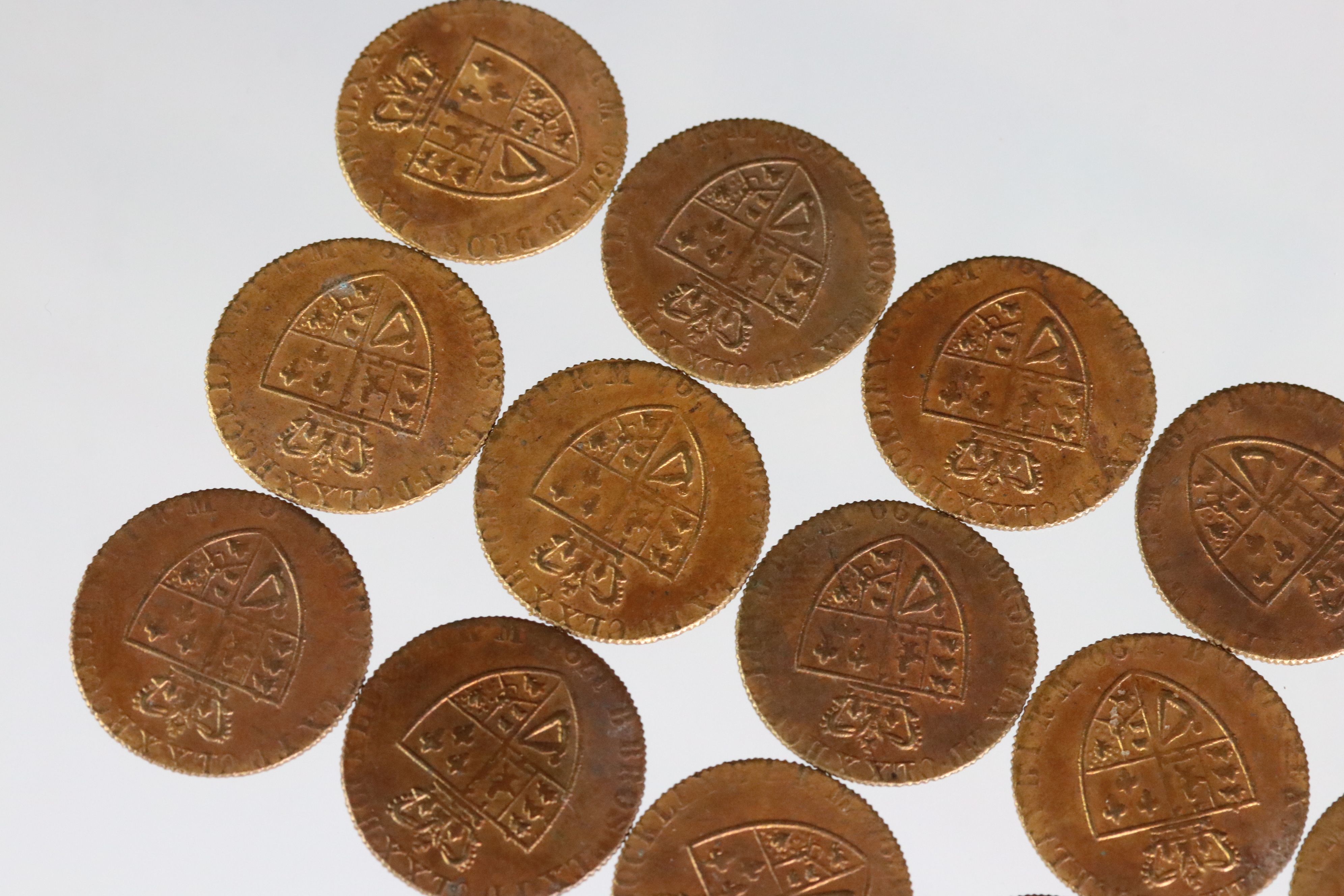 A collection of approx fifteen King George III spade guinea style gaming tokens. - Image 9 of 10