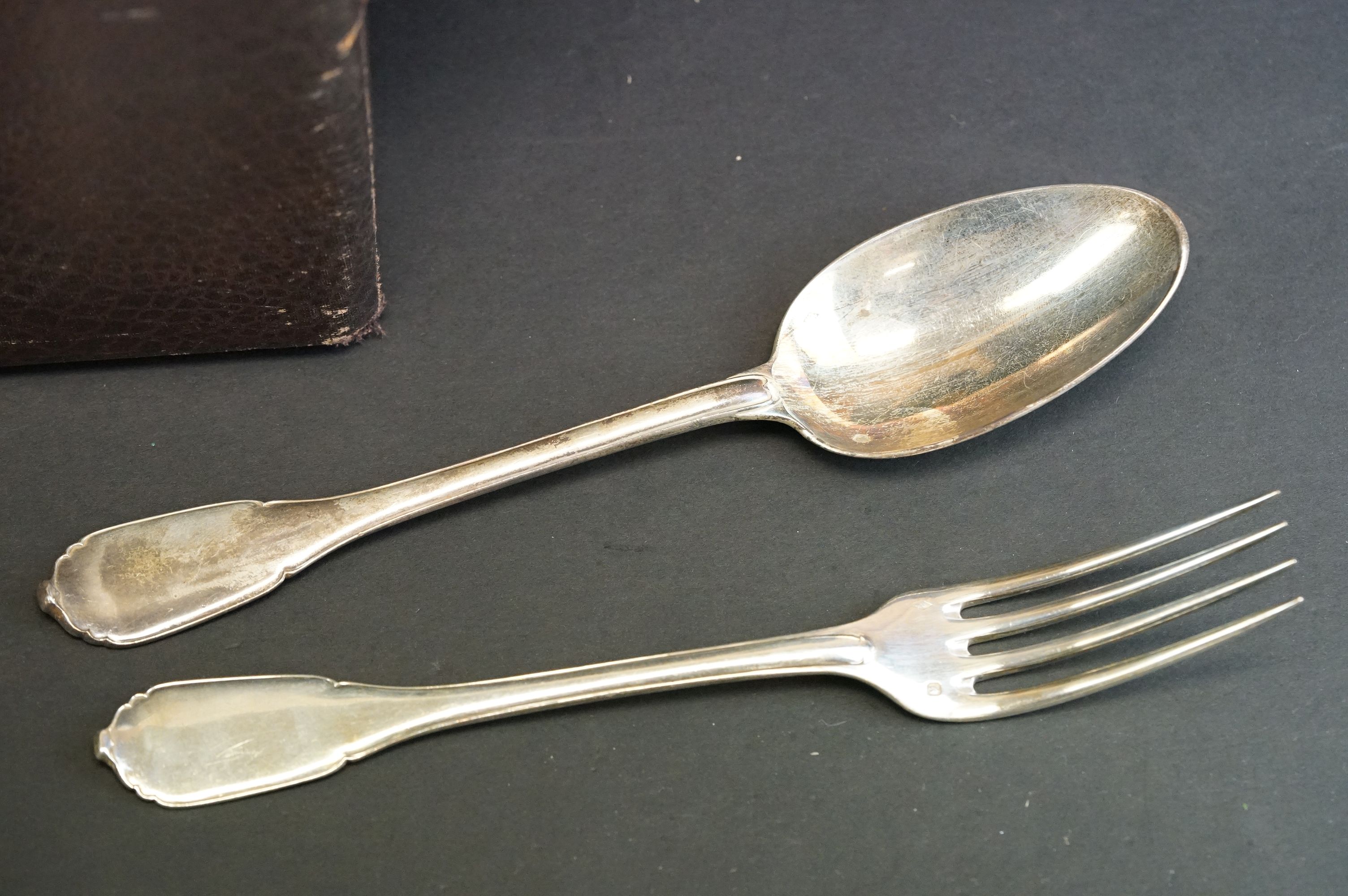 French silver canteen of cutlery for 12 place settings (one teaspoon missing, additional knives - Image 3 of 14