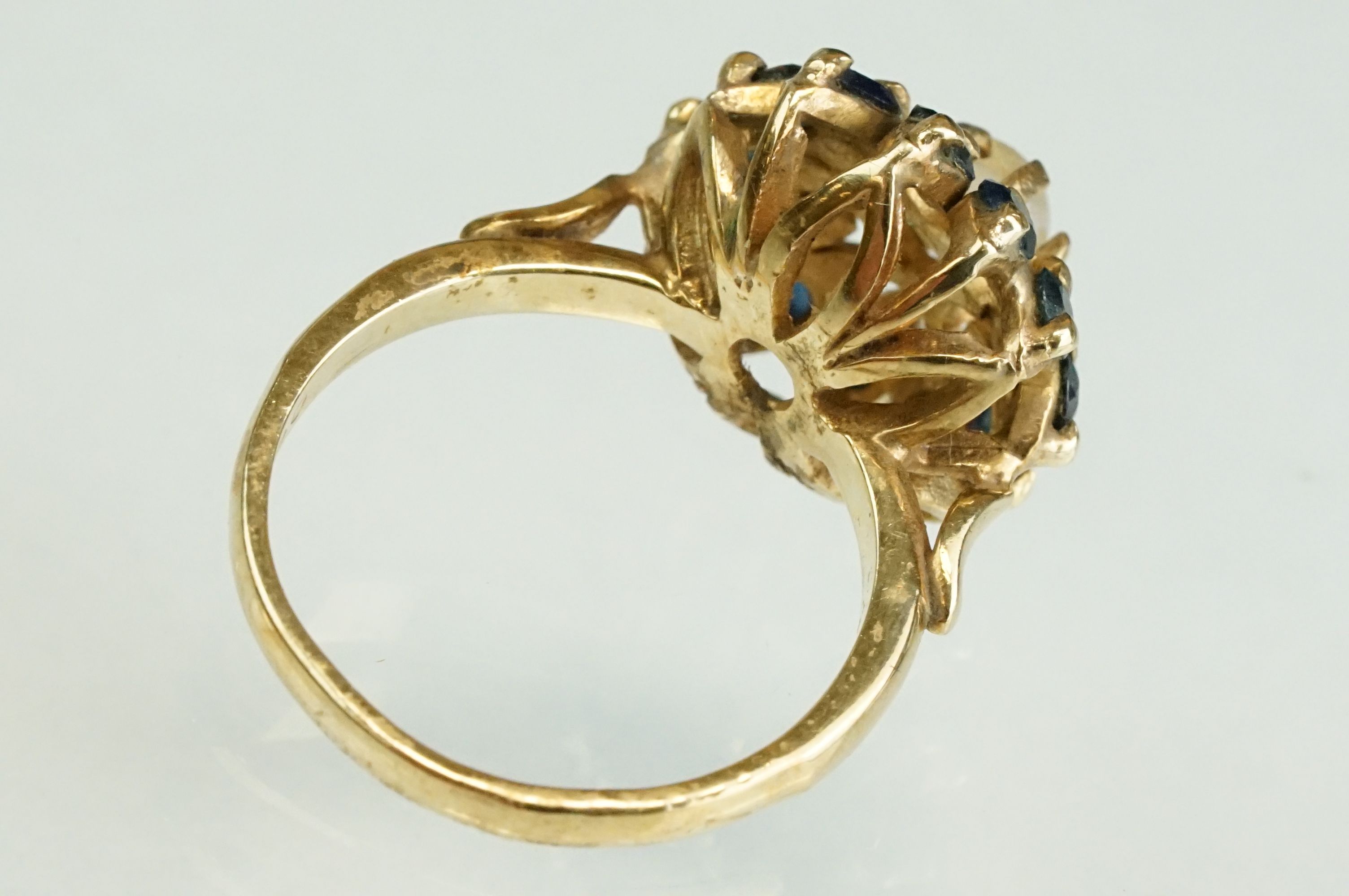 Pearl and sapphire 9ct yellow gold flower head cluster ring, the white cultured pearl to centre with - Image 5 of 9