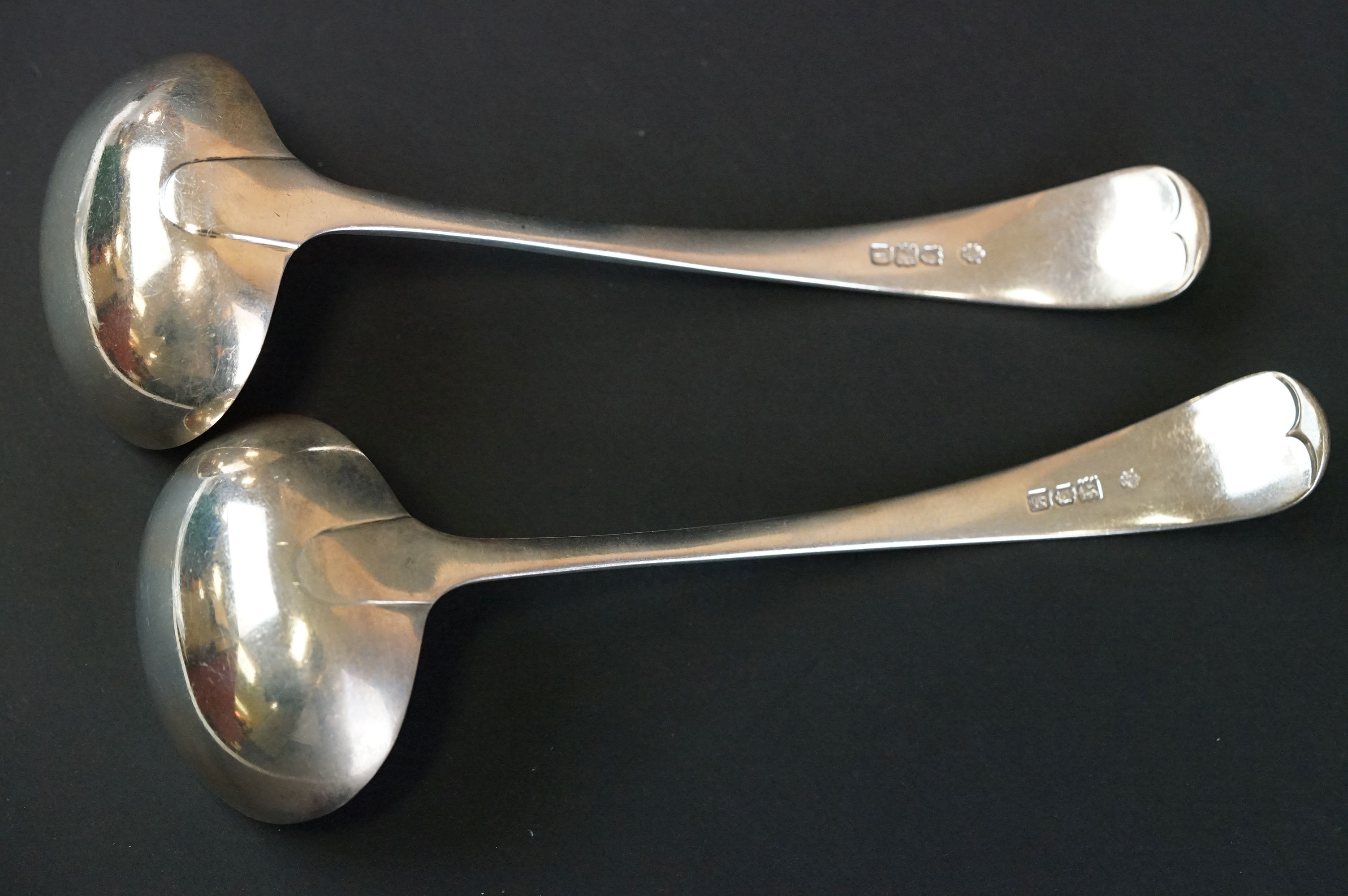 Pair of Early 20th century Old English Pattern silver sauce ladles, hallmarked London 1901-2, makers - Image 2 of 3