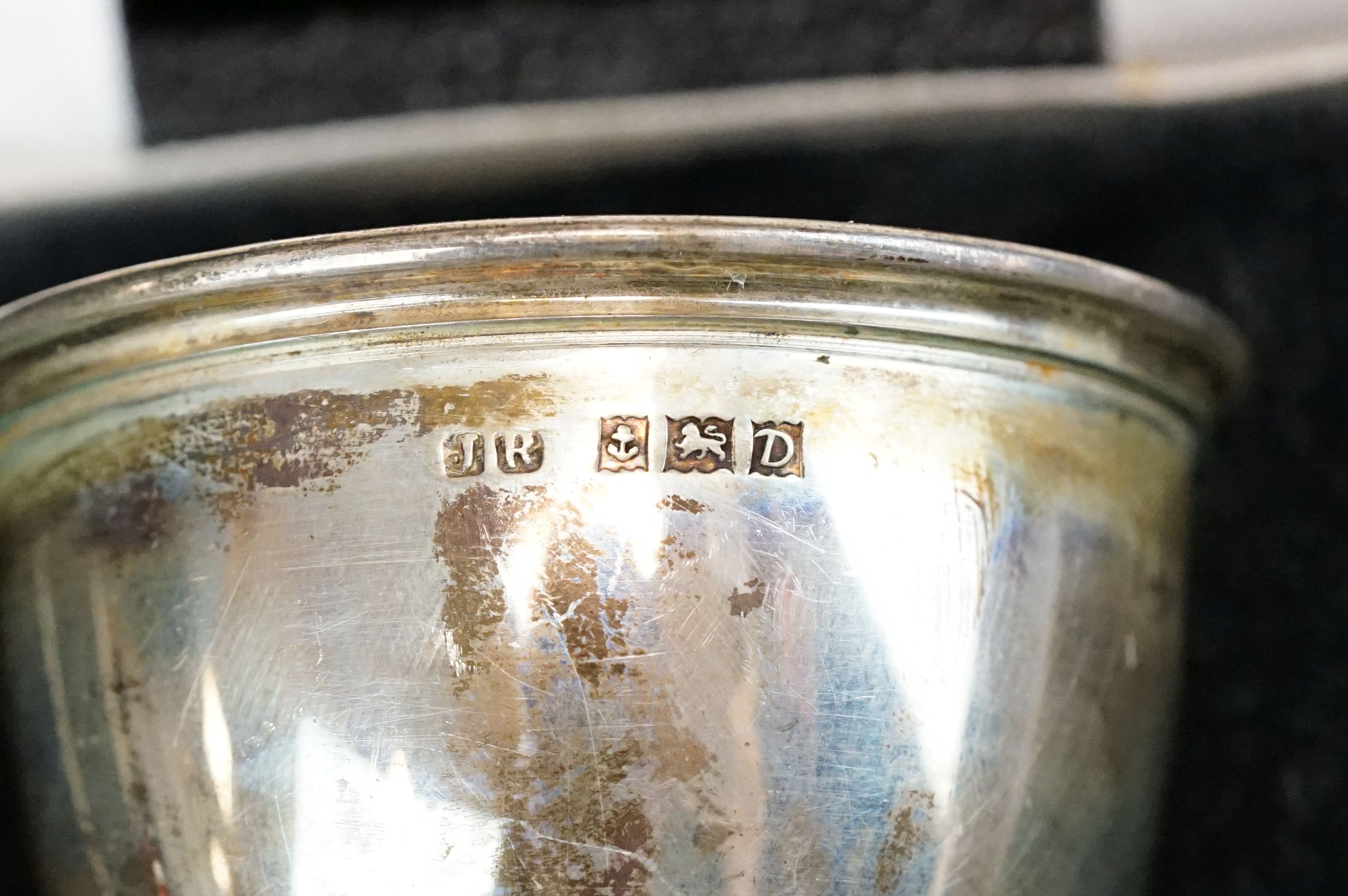 Group of silver items to include an Elizabeth II cased christening set, Birmingham 1953, a George - Image 13 of 14