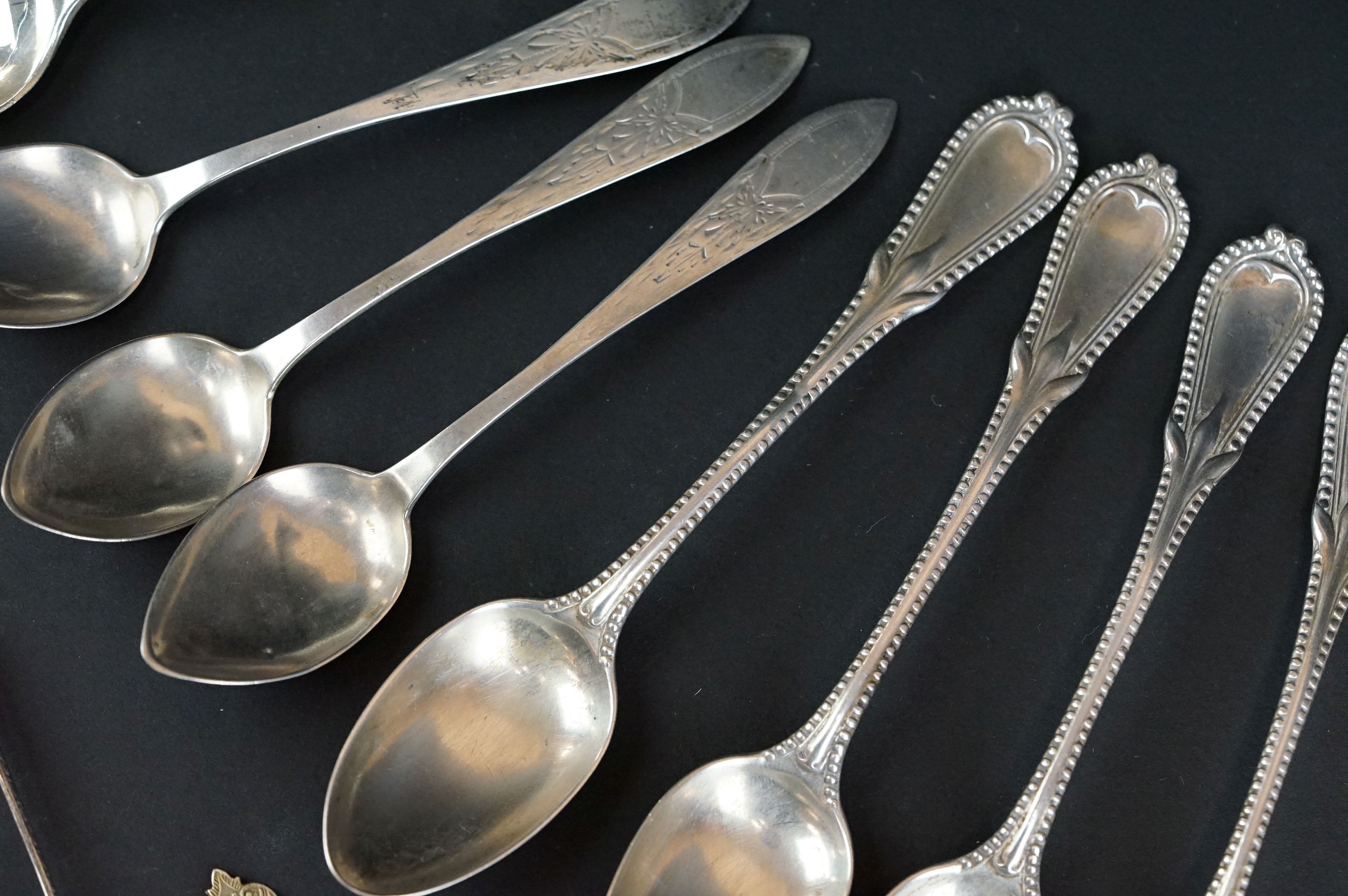 Collection of silver and white metal flatware to include a set of five white metal teaspoons with - Image 3 of 5