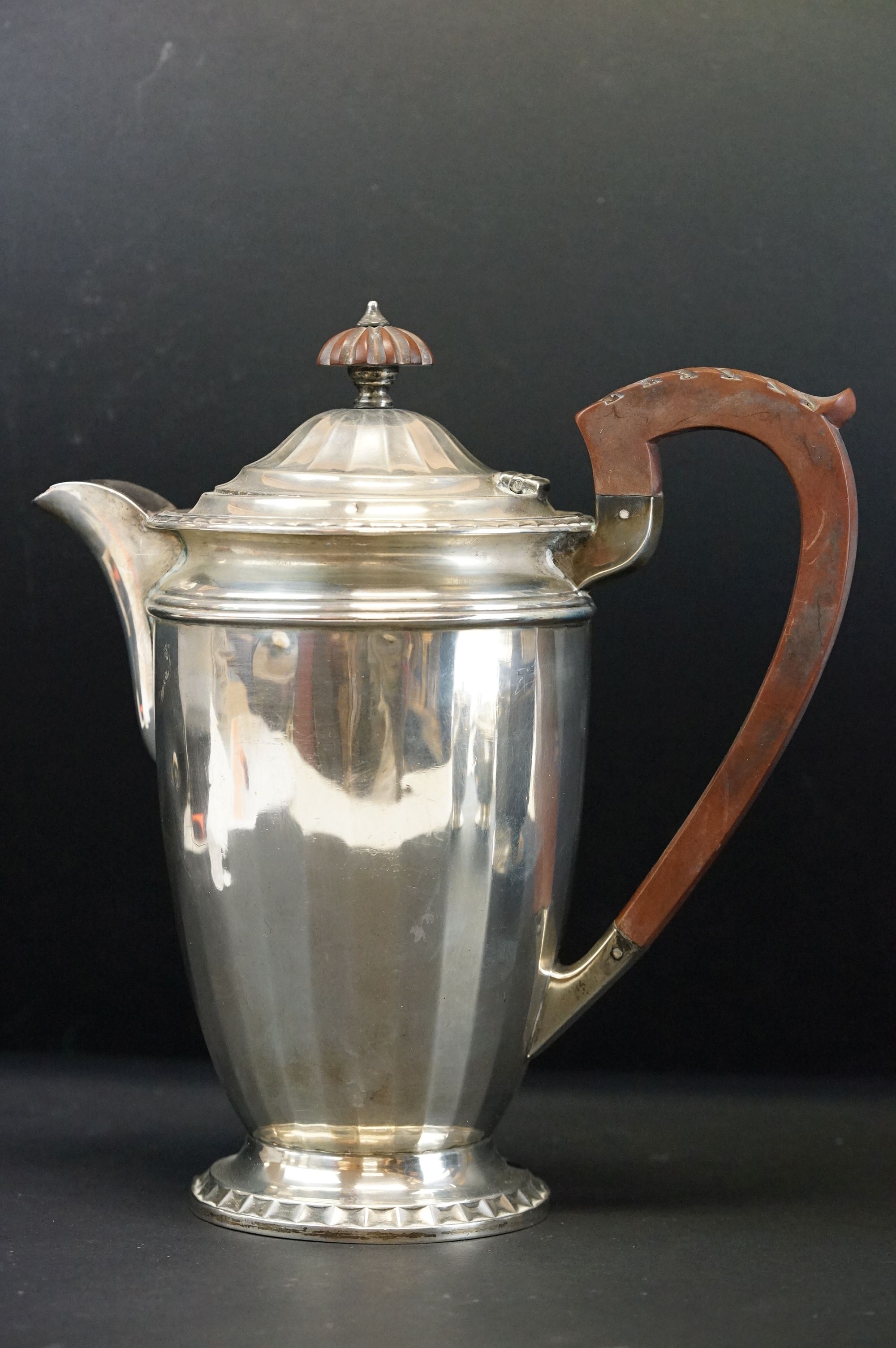 Barker Brothers 1930s silver four piece tea service comprising a teapot, hot water pot, twin-handled - Image 3 of 21