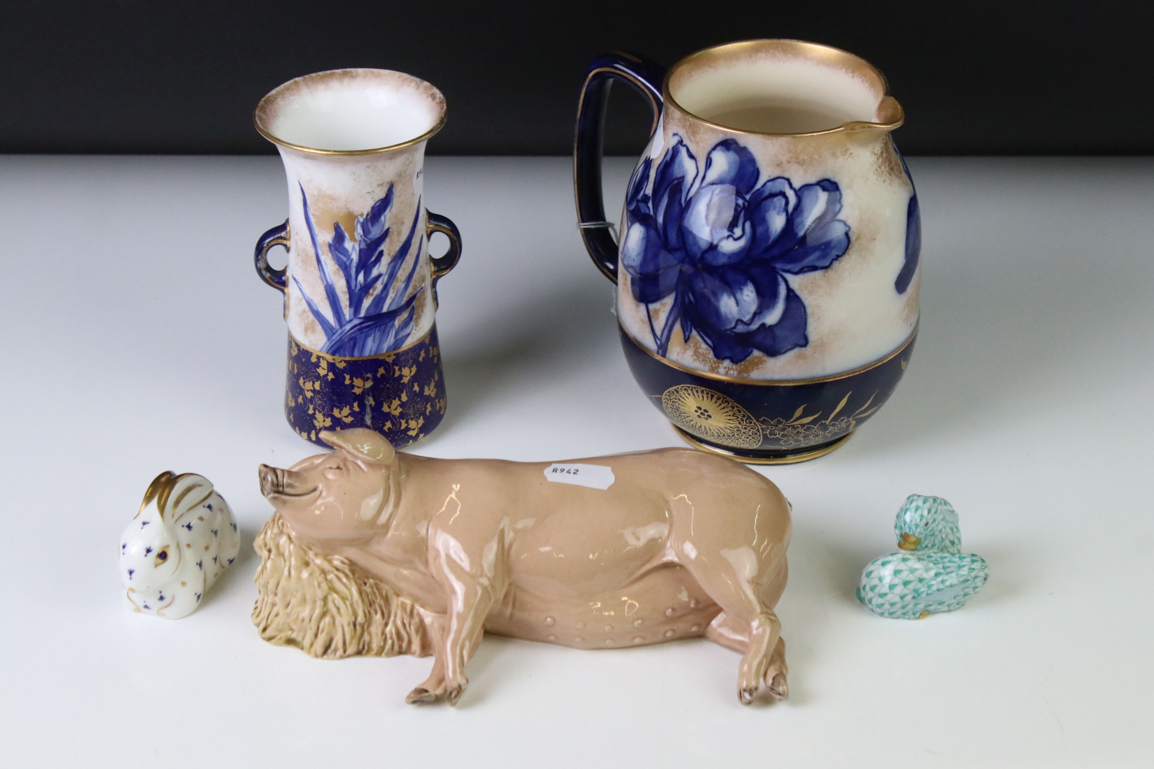 Group of mixed ceramics to include a Herend rabbit figure group in green, 4.5cm high, printed