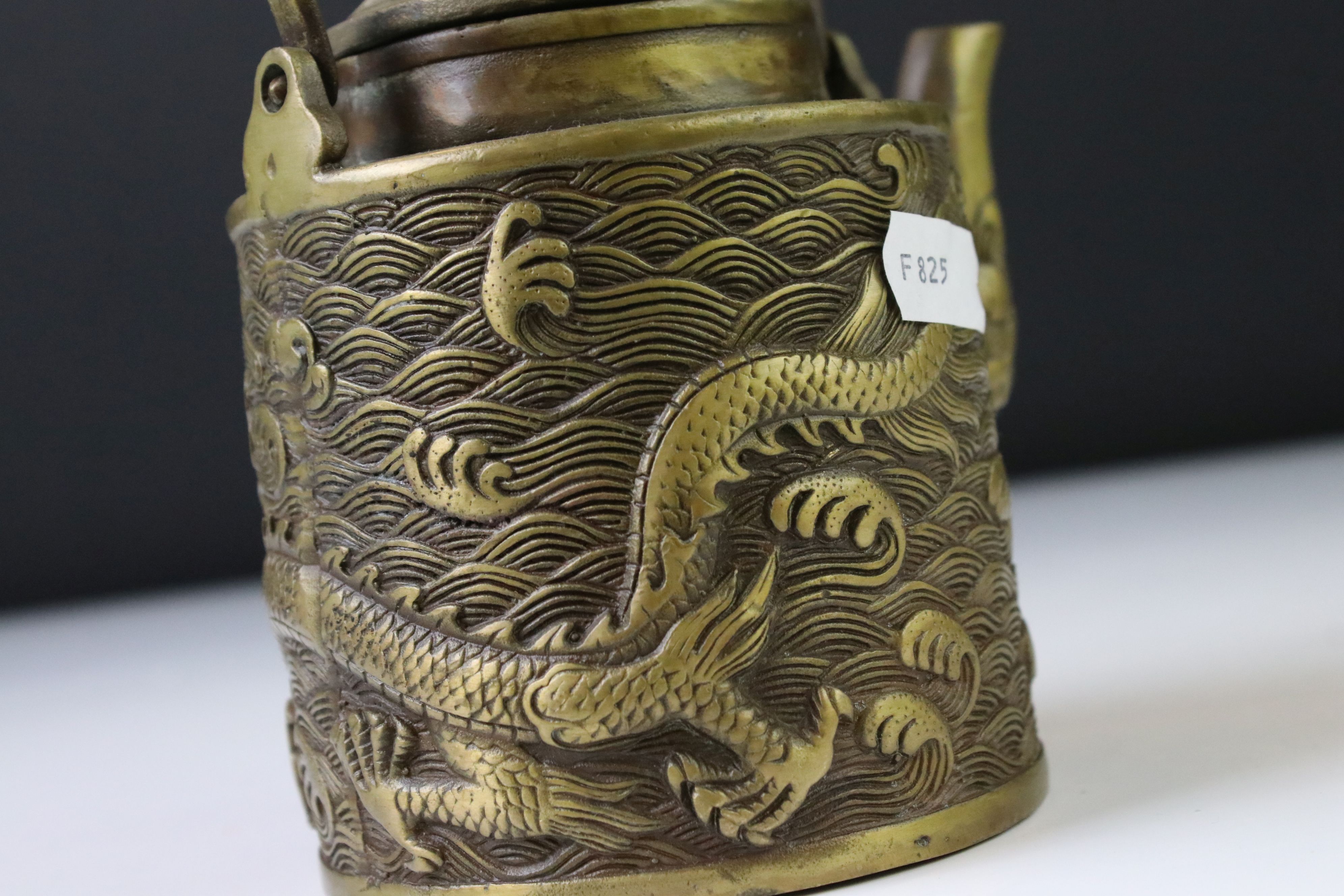 Chinese bronze teapot & cover with relief dragon and wave decoration, hinged handle, 4 character - Image 3 of 5