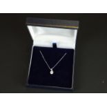18ct white gold diamond pendant necklace, 26 points total diamond weight