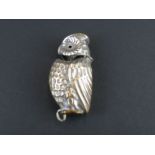 Early 20th century Silver Plated Vesta Case in the form of an Owl, 5cm high