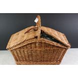Wicker Twin Lidded Picnic Hamper, fitted with 4 plates and 4 mugs, 54cm x 34cm (a/f)