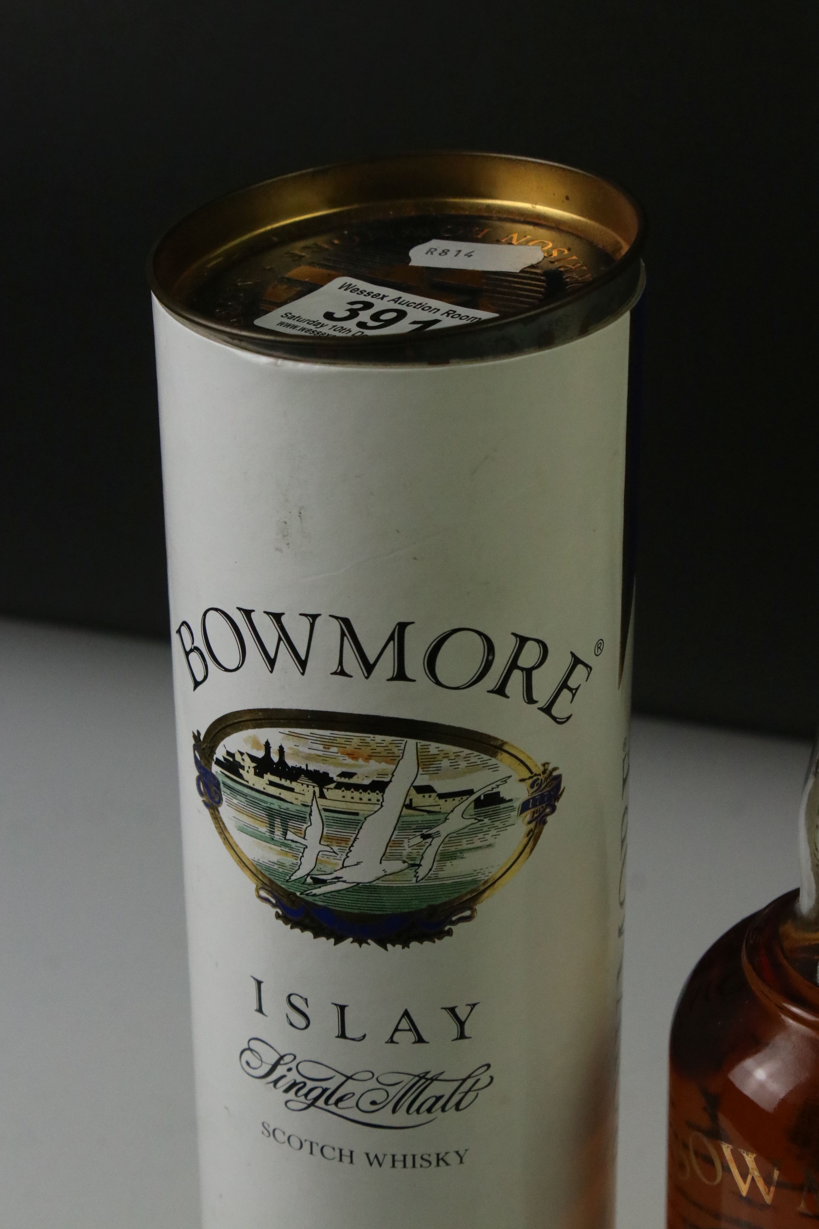 Whisky - 70cl Bottle of Bowmore Islay Single Malt 17 years old in box - Image 4 of 4