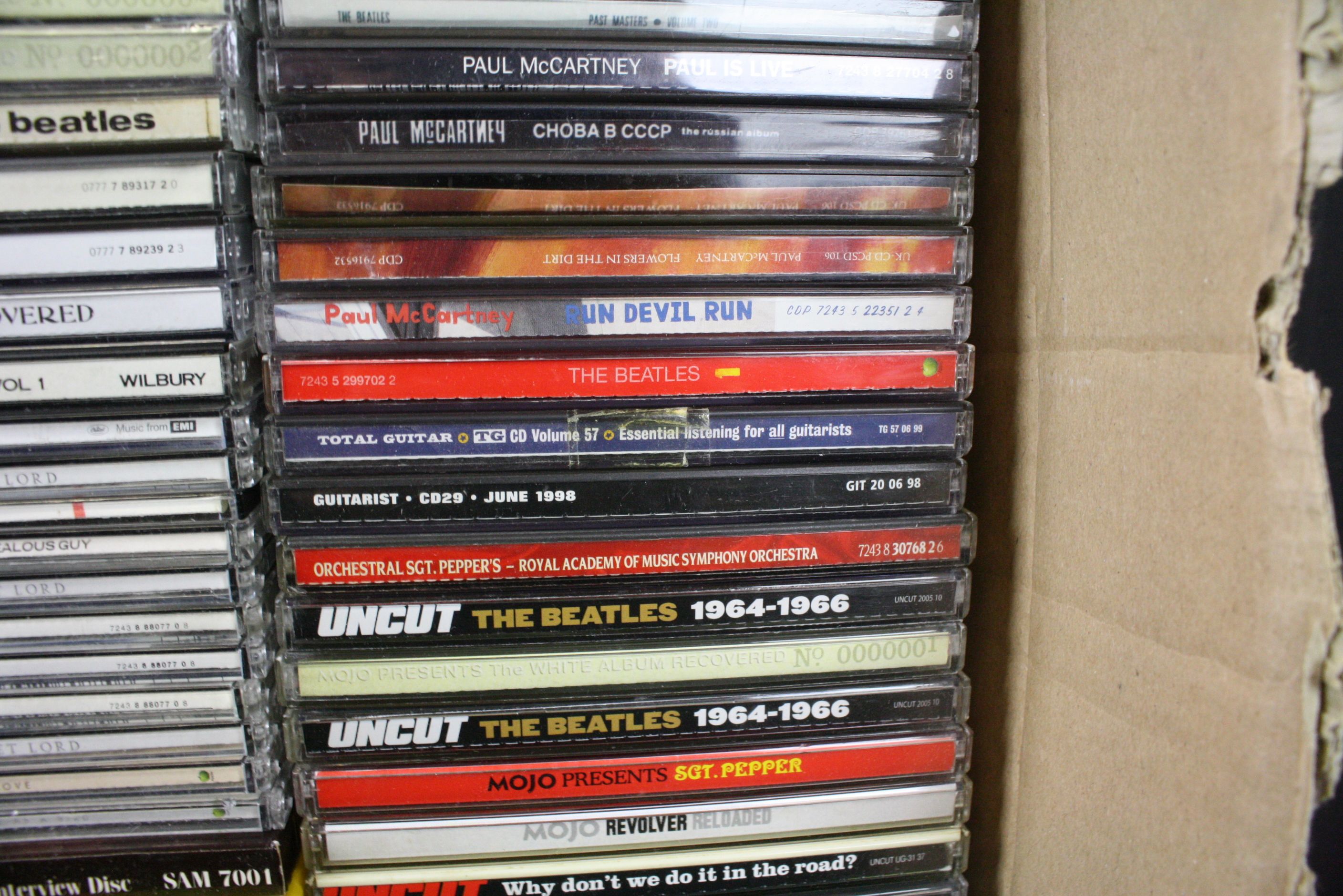 CDs - Over 150 Beatles and related CD's including imports, box sets, singles, giveaways, private - Image 15 of 18