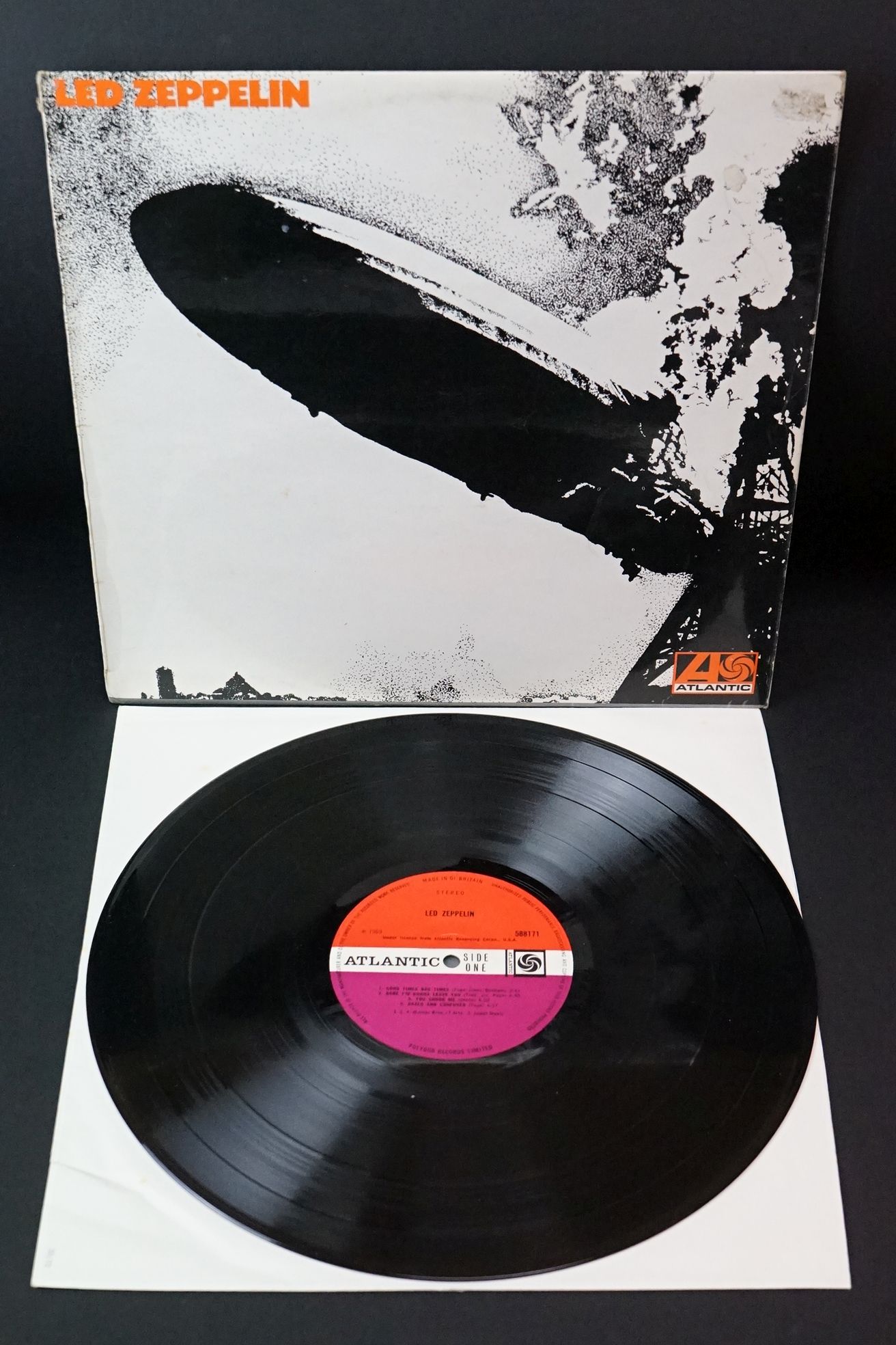 Vinyl - 3 Led Zeppelin LPs to include One (588171) Warner Bros / Arts / Jewel Music publishing - Image 2 of 14