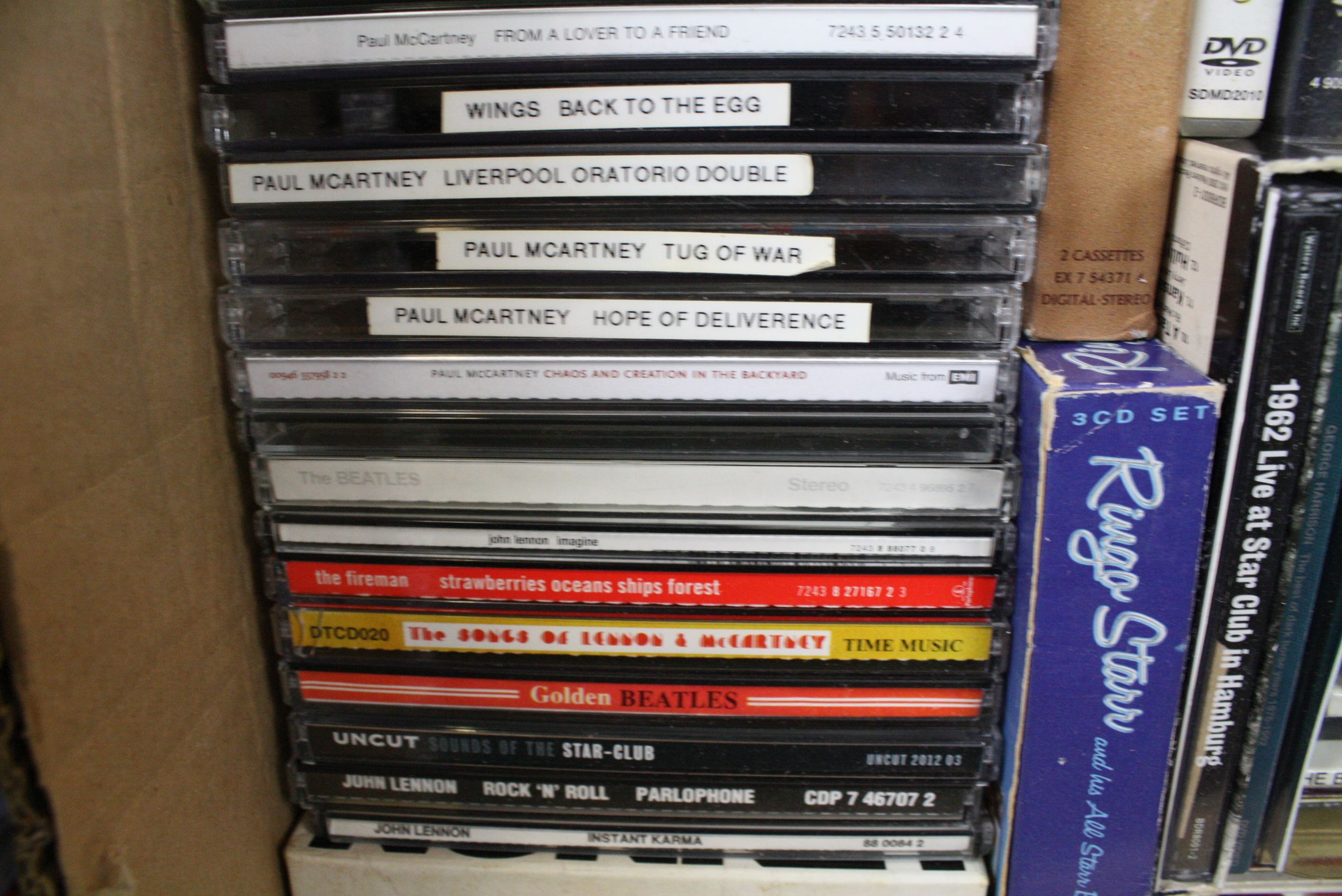 CDs - Over 150 Beatles and related CD's including imports, box sets, singles, giveaways, private - Image 8 of 18