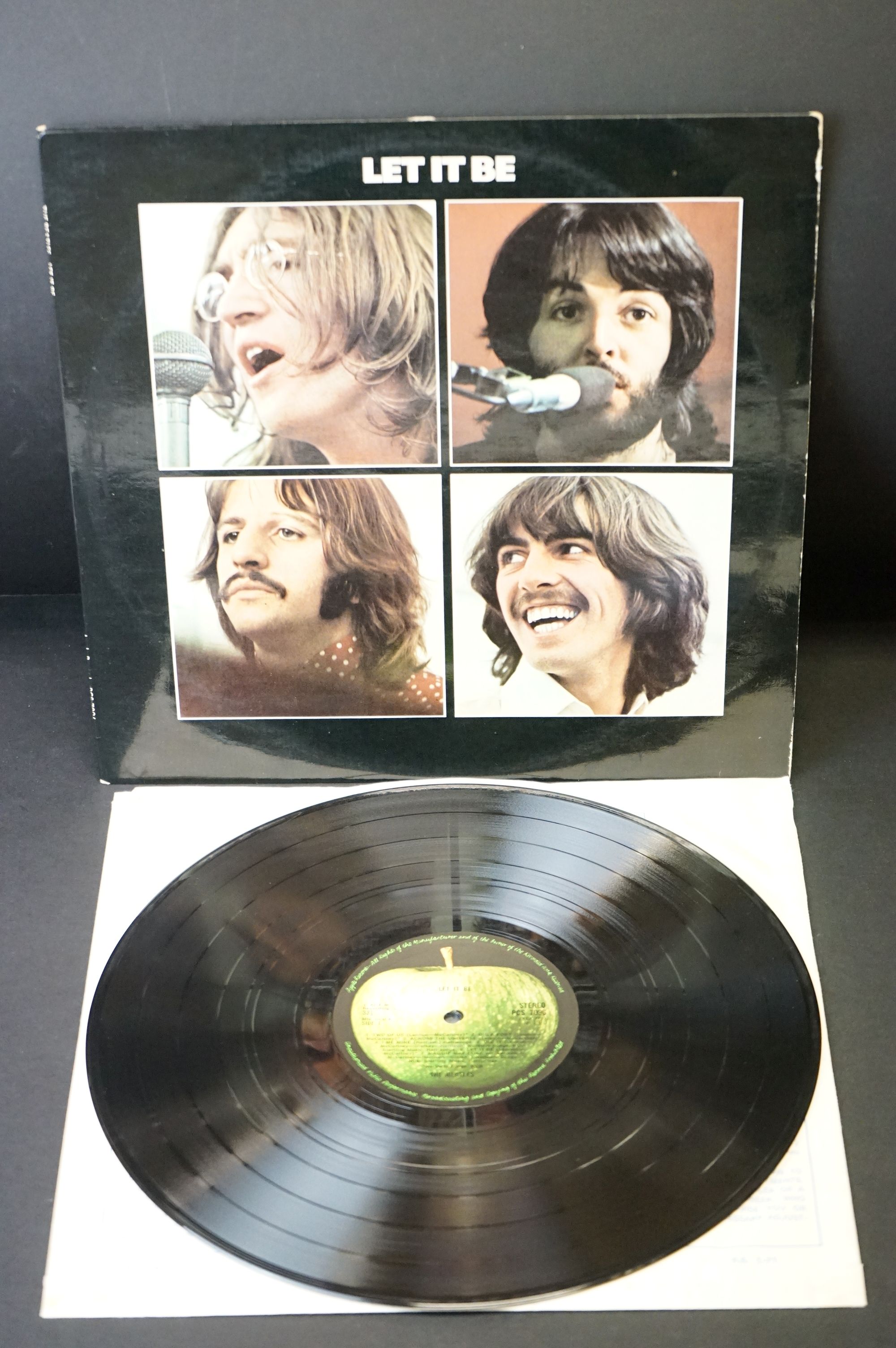 Vinyl - The Beatles Let It Be Box set with LP PCS7090 and Booklet, vinyl vg+, outer box sleeve - Image 6 of 10