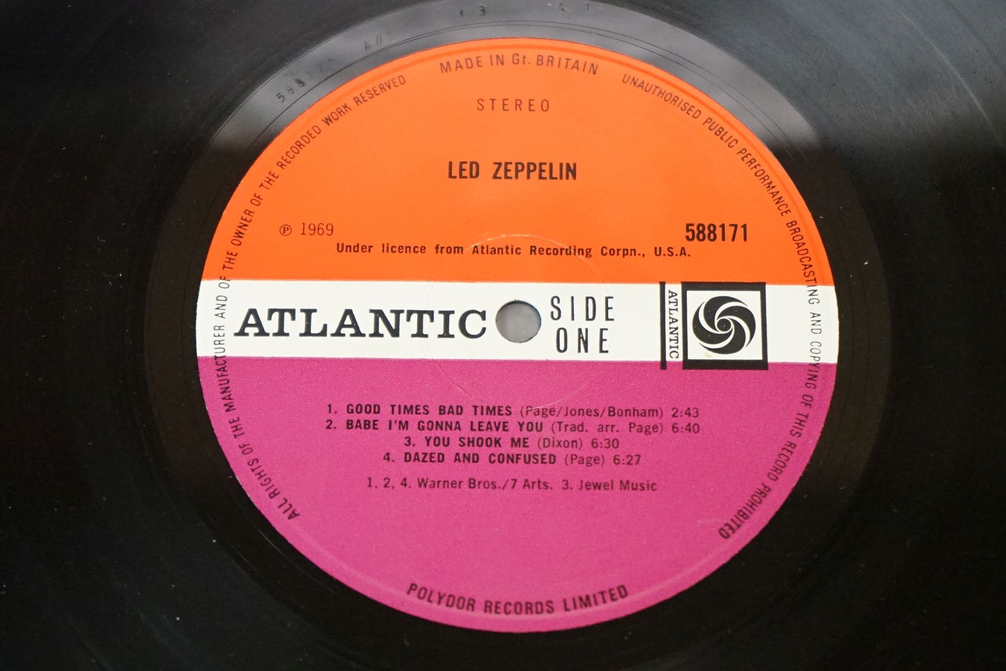 Vinyl - 3 Led Zeppelin LPs to include One (588171) Warner Bros / Arts / Jewel Music publishing - Image 3 of 14