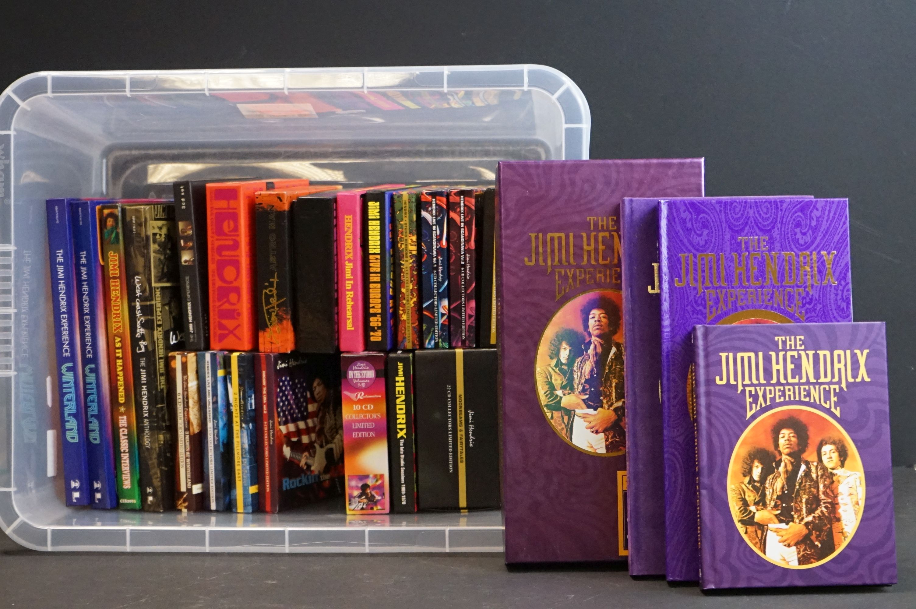 CDs - 28 Jimi Hendrix box sets including rarities