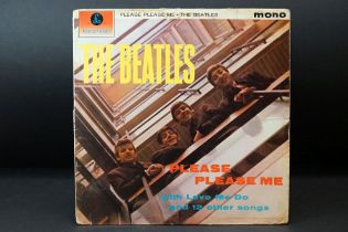 Vinyl - The Beatles Please Please Me on Parlophone PMC 1202 mono with black and gold label, Dick