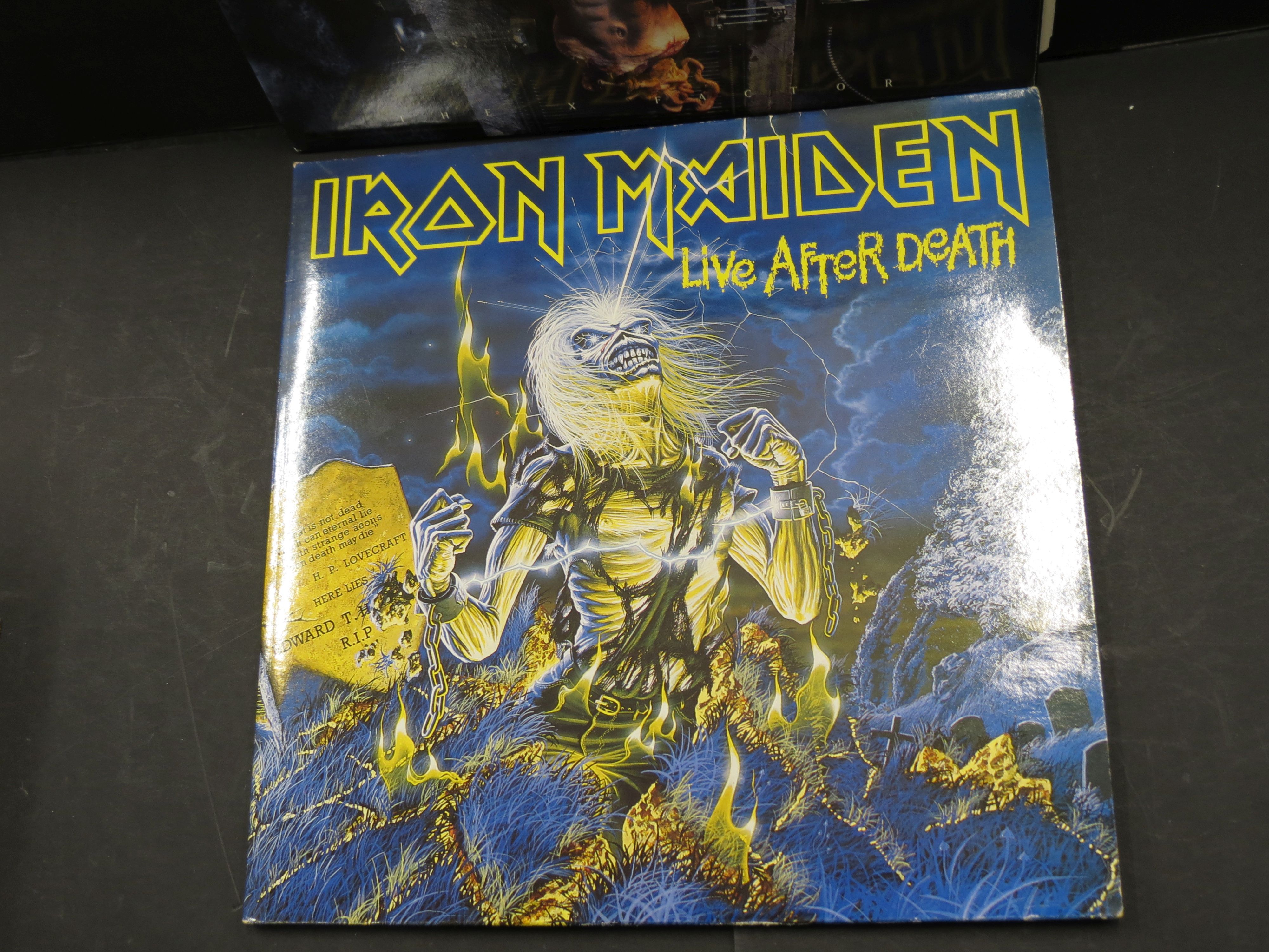 Vinyl - 2 Iron Maiden LPs to include The X Factor double LP on EMI 7243 8 35819 1 7 clear vinyl - Image 4 of 4