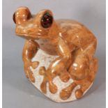 Lawrence MURLEY (British b. 1962) Peach Frog CCXLVII, Rosso Assagio Italian marble with serpentine