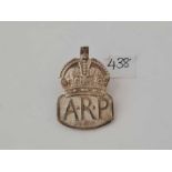 A silver A.R.P badge 9.5g