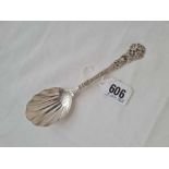 A continental (800 standard) spoon with cast stem - 45gms