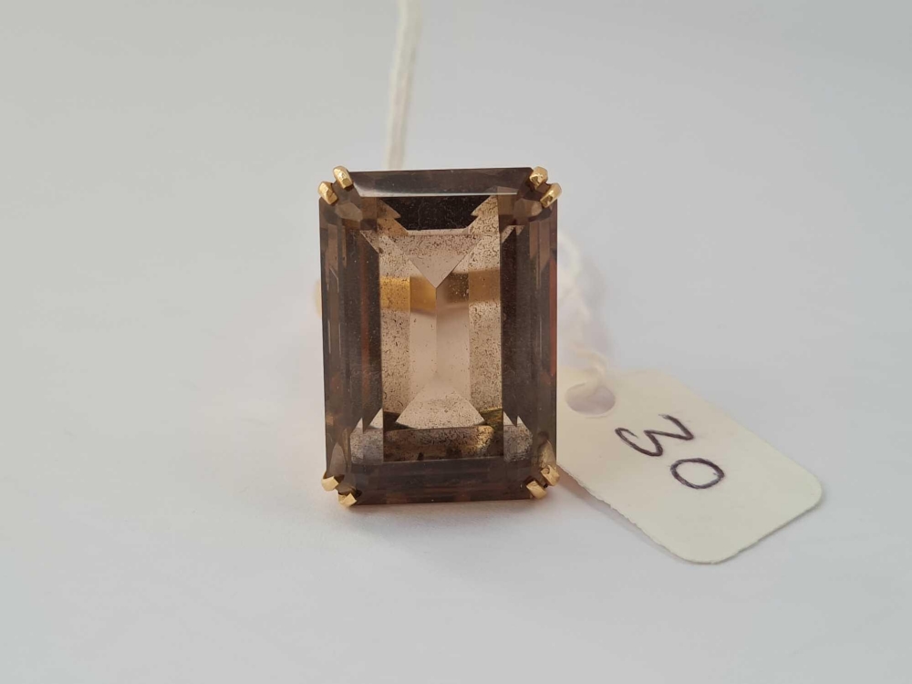 A large smoky quartz 9ct dress ring size N 13g - Image 2 of 3