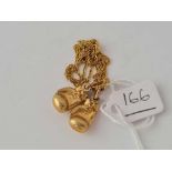 A pair of boxing glove pendants on chain 9ct 18 inches - 3.5 gms