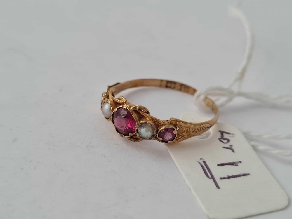 A Victorian five stone garnet and pearl ring 12ct gold size Q - Image 2 of 3