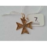 A Maltese cross pendant 9ct - 1.7 gms