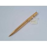 A Parker propelling pencil 9ct - 26 gms