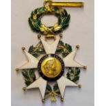 French Republic enamel decorated medal with laurel tie