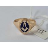 A masonic ring 9ct size X1/2 - 5.4 gms