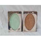 A pair of photo frames with oval apertures - 5.5" high - Birmingham 1916