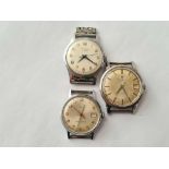 Three gents wrist watches Timex Seconda Roidor